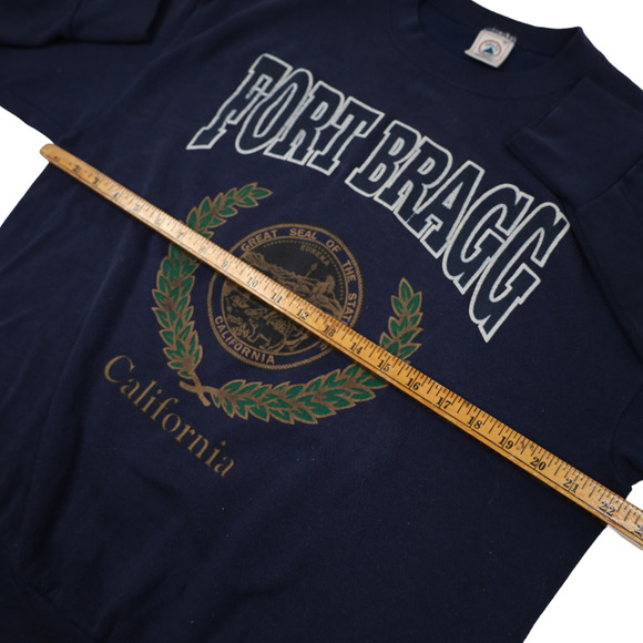 Vintage Fort Bragg California Graphic Sweatshirt - Picture 6 of 7